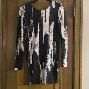 H & M Divided black and white tunic/dress